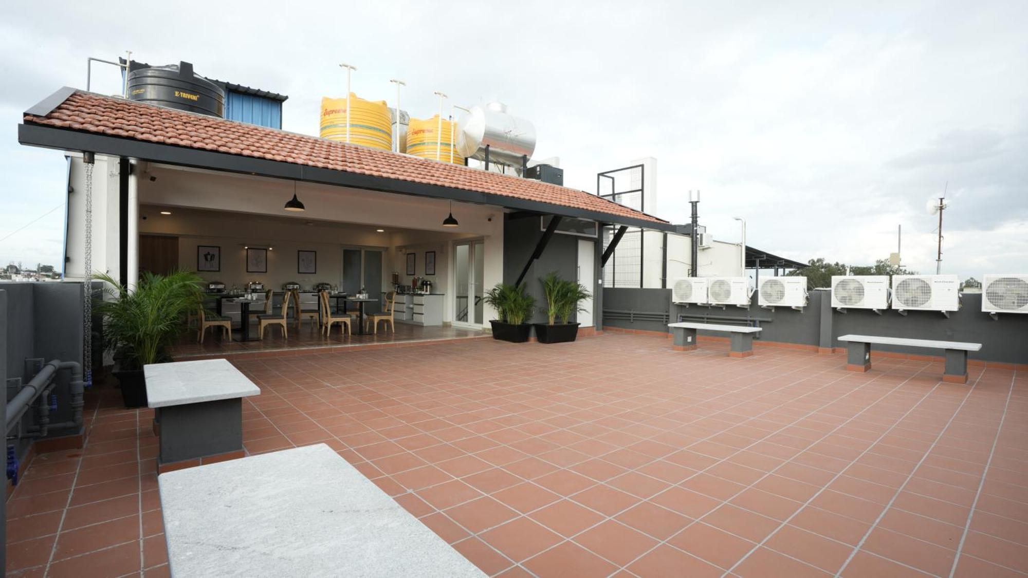 Wandr Hotel- Near Mg Road บังกาลอร์ ภายนอก รูปภาพ