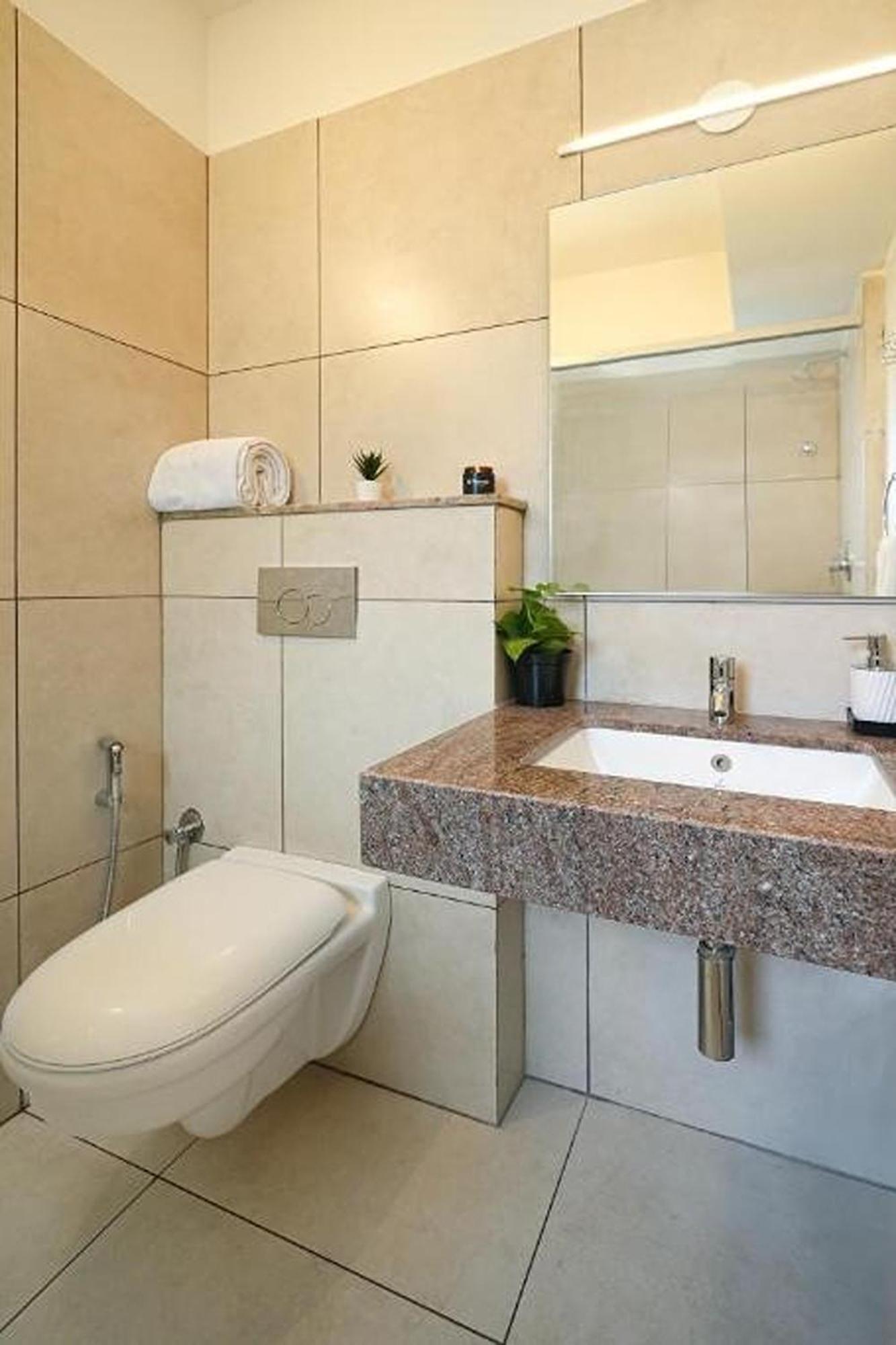 Wandr Hotel- Near Mg Road บังกาลอร์ ภายนอก รูปภาพ