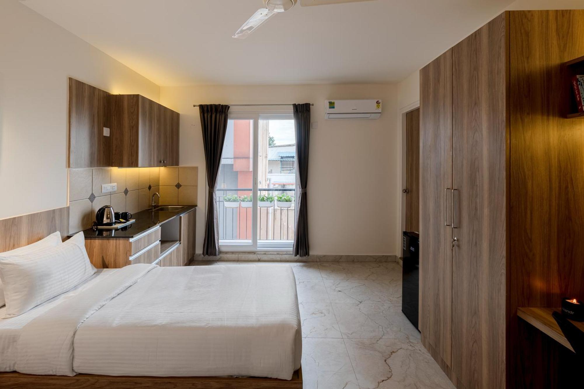 Wandr Hotel- Near Mg Road บังกาลอร์ ภายนอก รูปภาพ