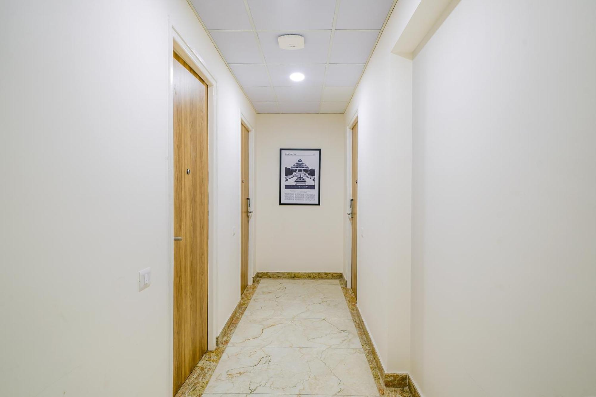 Wandr Hotel- Near Mg Road บังกาลอร์ ภายนอก รูปภาพ